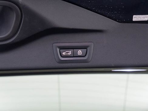 Used 2022 BMW X5 M50i w/ Premium Package image 29