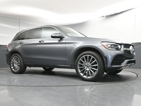 Used 2021 Mercedes-Benz GLC 300 4MATIC image 22