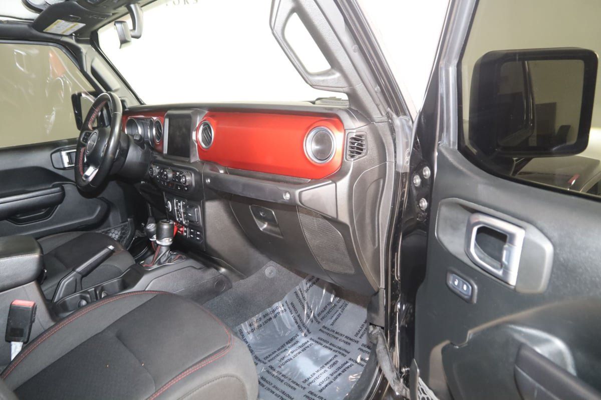 Used 2021 Jeep Gladiator Rubicon AWD/4WD image 36