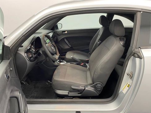 Used 2014 Volkswagen Beetle 1.8T image 19