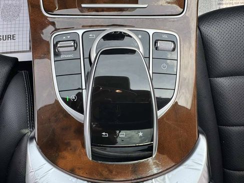 Used 2016 Mercedes-Benz C 300 4MATIC Sedan image 18
