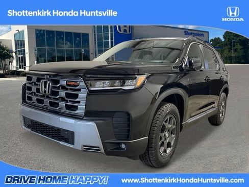 New 2026 Honda Pilot TrailSport image 1