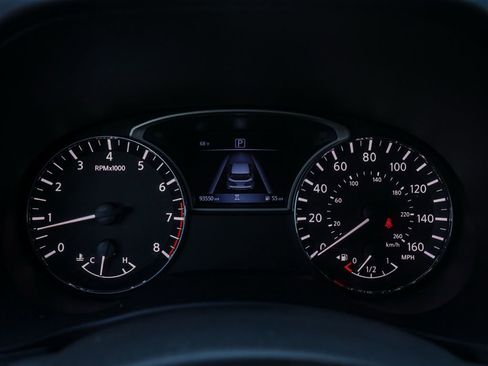 Used 2020 Nissan Pathfinder S image 28