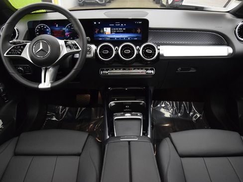 Used 2026 Mercedes-Benz GLB 250 image 19