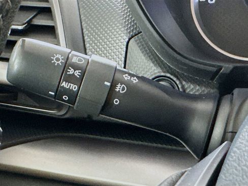 Used 2021 Subaru Forester Premium image 12