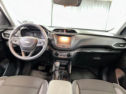 Certified 2023 Chevrolet TrailBlazer LT w/ LPO, Blackout Package image 27