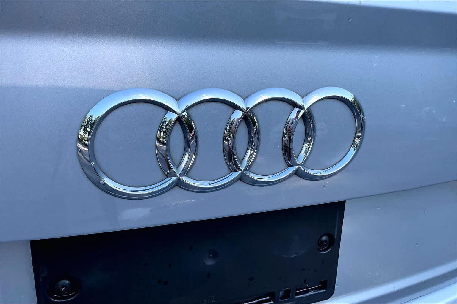 Used 2018 Audi Q7 3.0T Prestige w/ Prestige Package AWD/4WD image 35