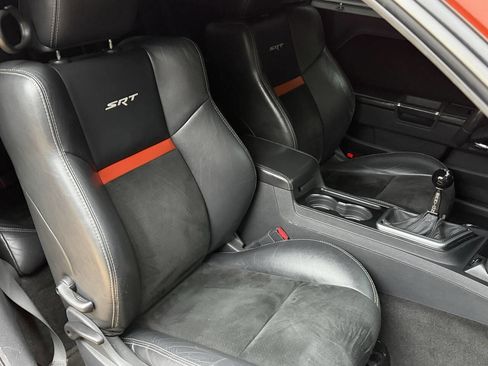 Used 2009 Dodge Challenger SRT8 w/ SRT Option Group II image 18