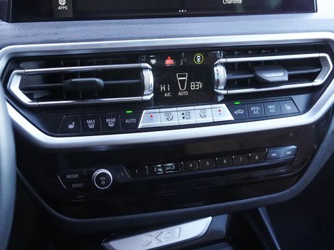 Certified 2024 BMW X3 xDrive30i w/ Convenience Package image 28