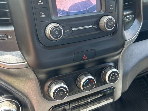 Used 2020 RAM 2500 Tradesman w/ Chrome Appearance Group AWD/4WD image 13