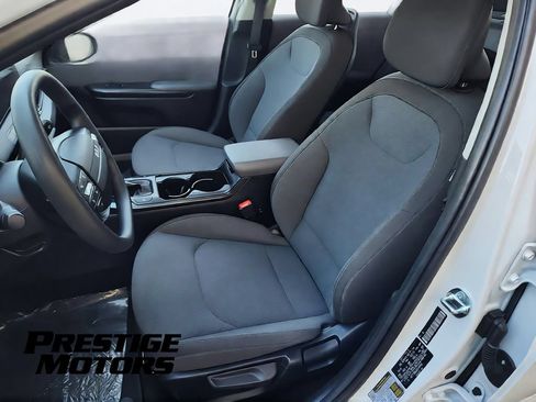 Used 2025 Kia K4 FWD image 26