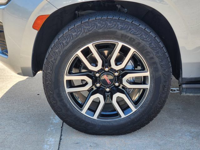 Used 2024 GMC Yukon AT4 w/ AT4 Premium Plus Package AWD/4WD image 10