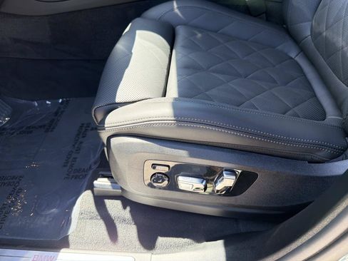 Used 2026 BMW X5 xDrive40i AWD/4WD image 17