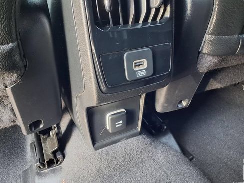 Used 2025 Jeep Compass Trailhawk AWD/4WD image 24