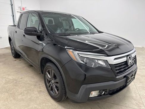 Used 2019 Honda Ridgeline Sport image 3