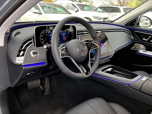 Certified 2025 Mercedes-Benz E 350 4MATIC Sedan image 17