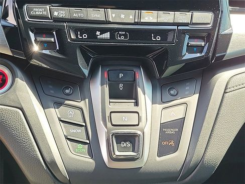 Used 2023 Honda Odyssey Sport image 10