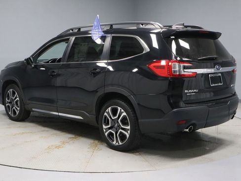 Used 2023 Subaru Ascent Limited image 8