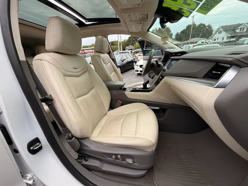 Used 2021 Cadillac XT5 Premium Luxury AWD/4WD image 14