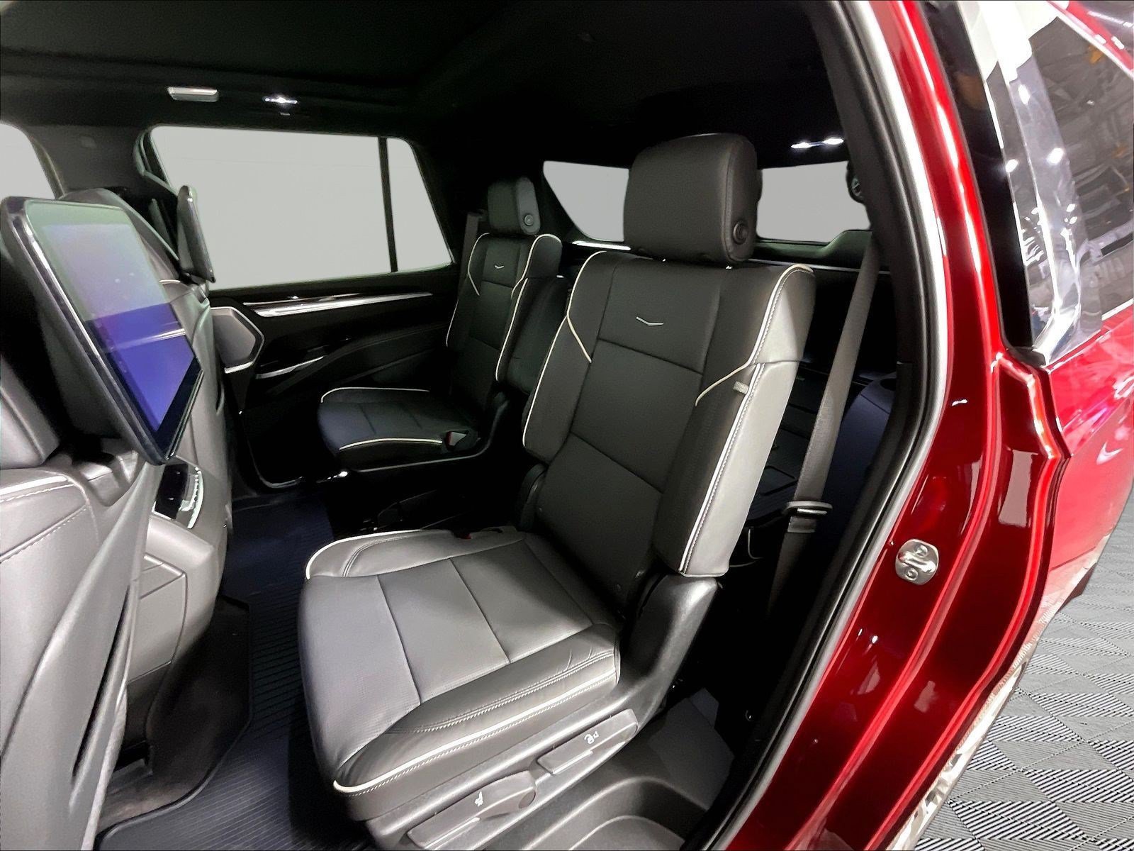 New 2026 Cadillac Escalade Luxury w/ Touring Package AWD/4WD image 20