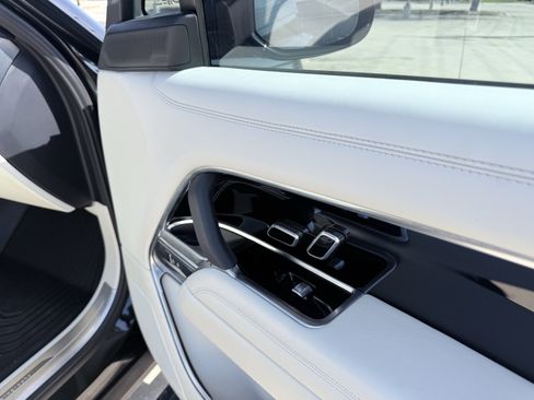 Used 2023 Land Rover Range Rover Long Wheelbase Autobiography image 59