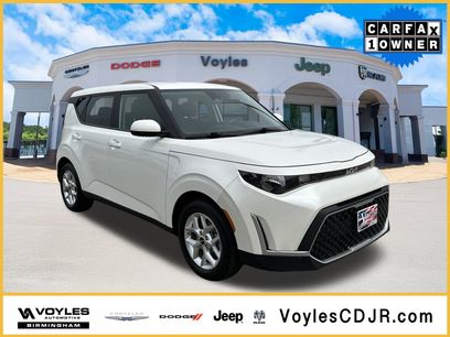 Used 2023 Kia Soul LX w/ LX Technology Package