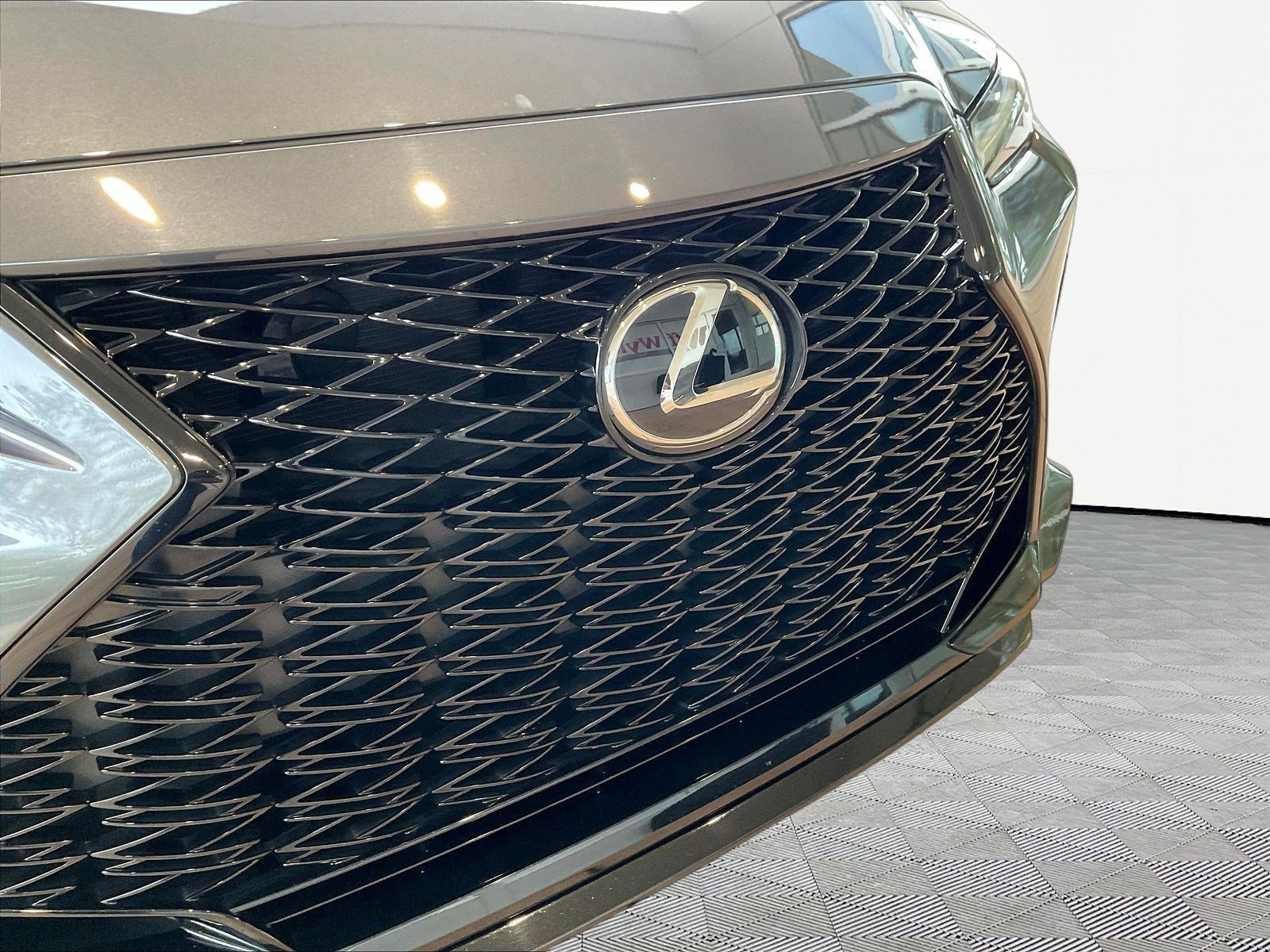 Used 2025 Lexus IS 350 F Sport w/ Navigation Package AWD/4WD image 31