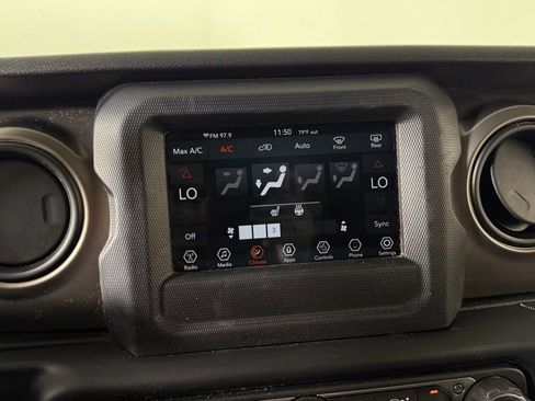 Used 2019 Jeep Wrangler Unlimited Sport S AWD/4WD image 21