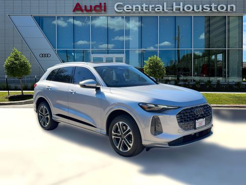 New 2025 Audi Q5 Premium image 7