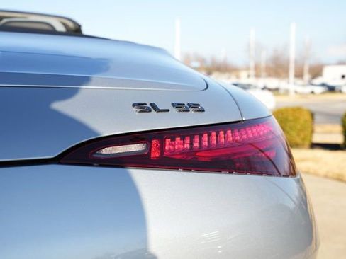 Certified 2022 Mercedes-Benz SL 55 AMG 4MATIC image 27
