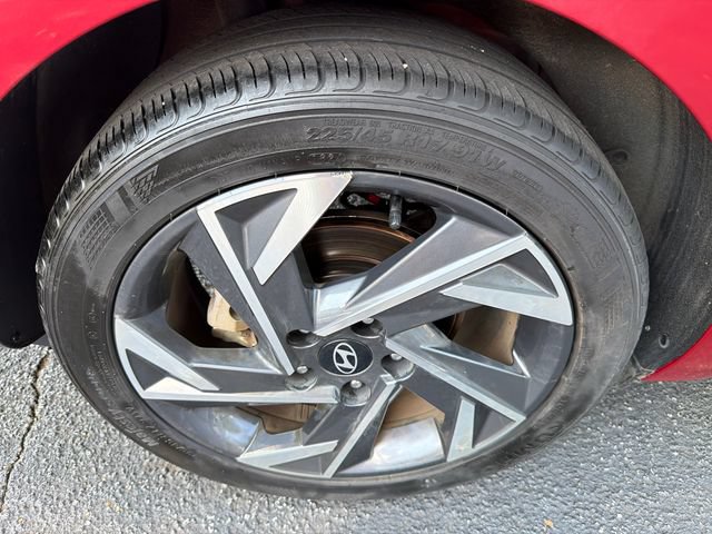 Used 2024 Hyundai Elantra SEL w/ Convenience Package FWD image 17