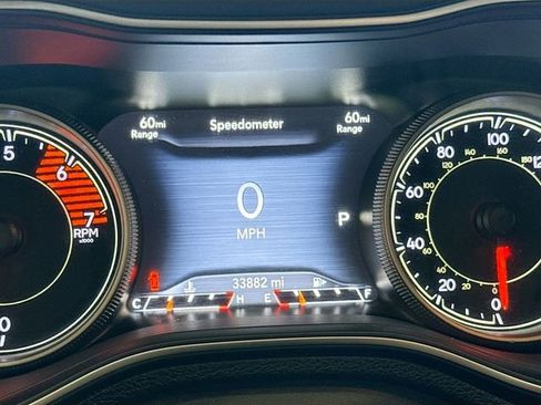 Used 2019 Jeep Cherokee Limited image 13