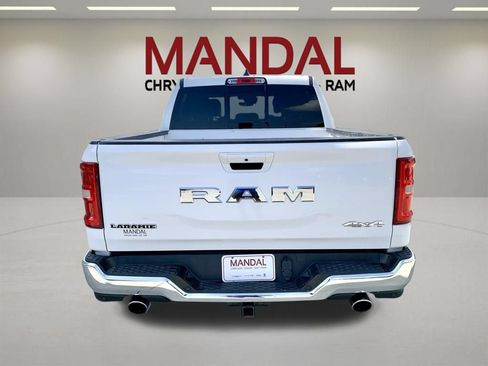 Used 2025 RAM 1500 Laramie AWD/4WD image 8