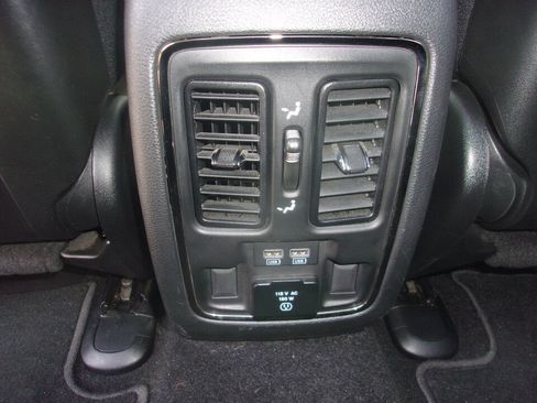 Used 2019 Jeep Grand Cherokee Limited X AWD/4WD image 24