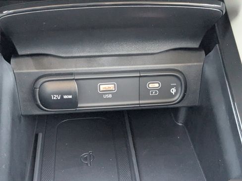 New 2025 Kia Telluride S image 27