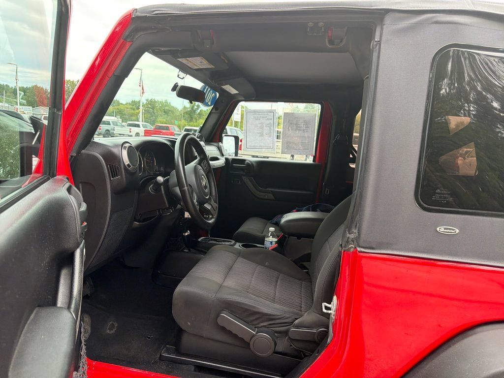 Used 2011 Jeep Wrangler Sport AWD/4WD image 13