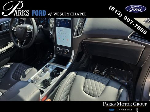 Certified 2024 Ford Edge Titanium AWD/4WD image 10