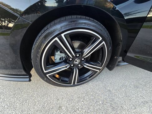 Used 2025 Honda Accord Sport image 33