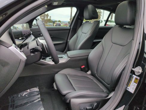 Used 2026 BMW 330i Sedan w/ Convenience Package RWD image 16