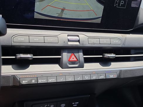 New 2026 Kia K4 FWD image 24