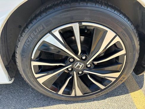 Used 2016 Honda Accord EX-L image 9