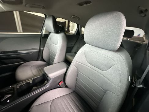 Used 2025 Kia K4 EX FWD image 14
