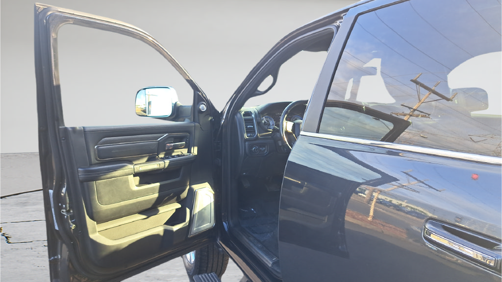 Used 2019 RAM 2500 Limited AWD/4WD image 9