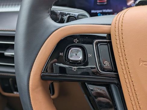 Used 2025 Lincoln Aviator Black Label image 23