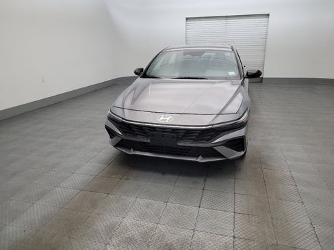 Used 2025 Hyundai Elantra Sport FWD image 15