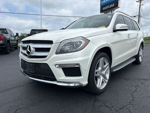 Used 2014 Mercedes-Benz GL 550 4MATIC image 1