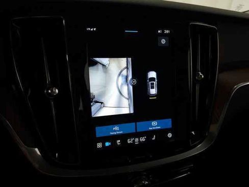 New 2025 Volvo V60 B5 Cross Country Plus w/ Protection Package Premier image 26