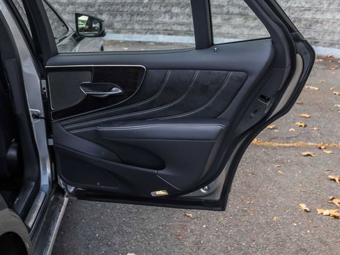 Used 2024 Lexus LS 500 AWD w/ Interior Upgrade Package image 16