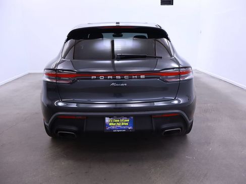 Used 2024 Porsche Macan AWD/4WD image 6
