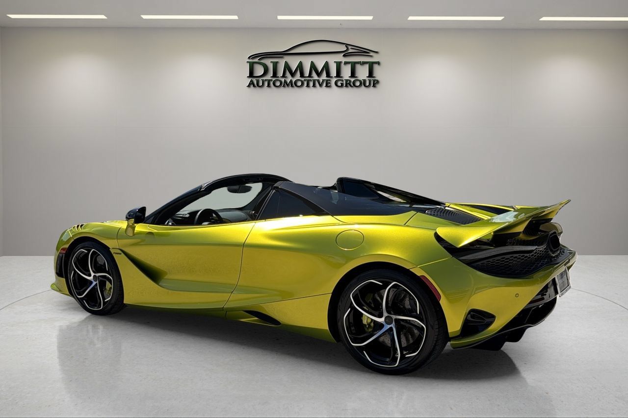 Used 2025 McLaren 750S Spider RWD image 15